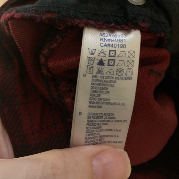 Forever 21 Red and Black Plaid Skinny Pants Size 28 - Picture 4 of 4